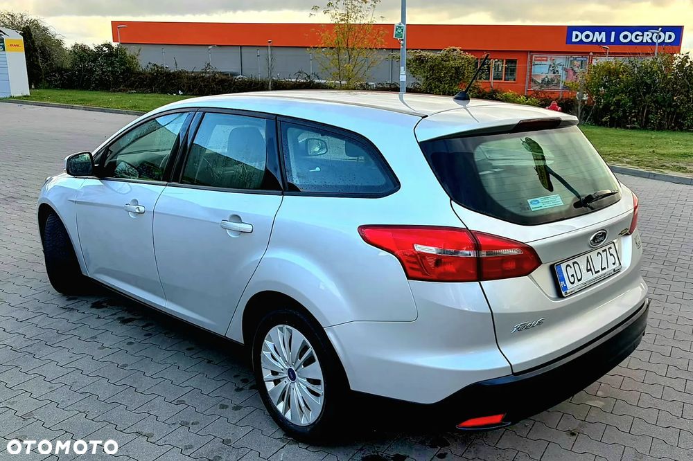 Ford Focus - 17