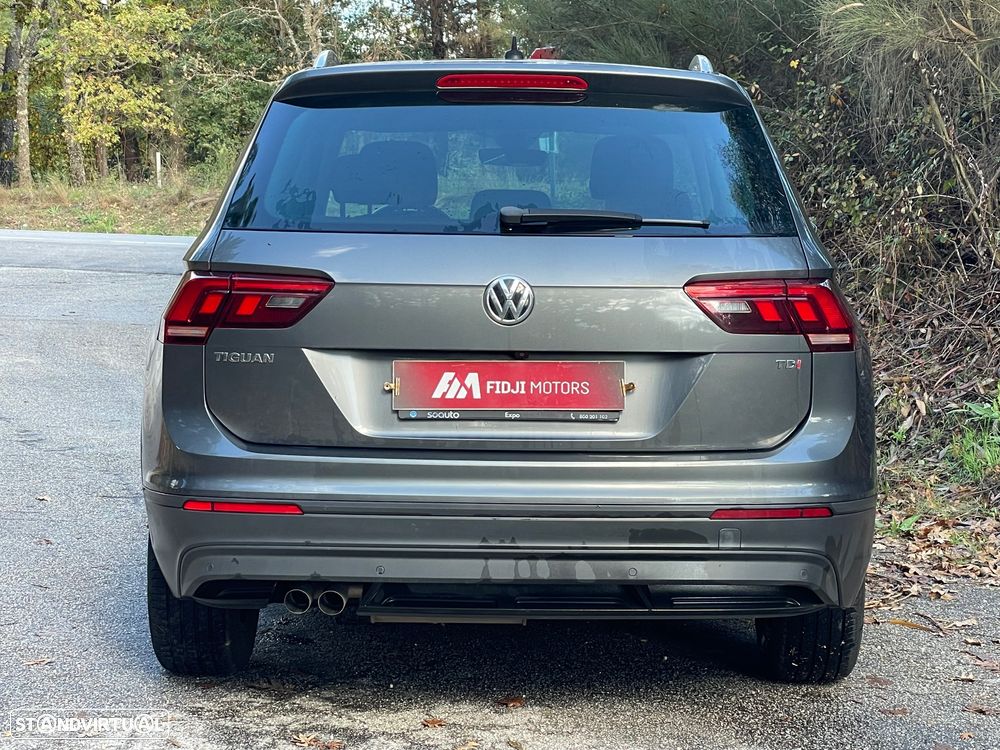 VW Tiguan 1.6 TDI Confortline - 5