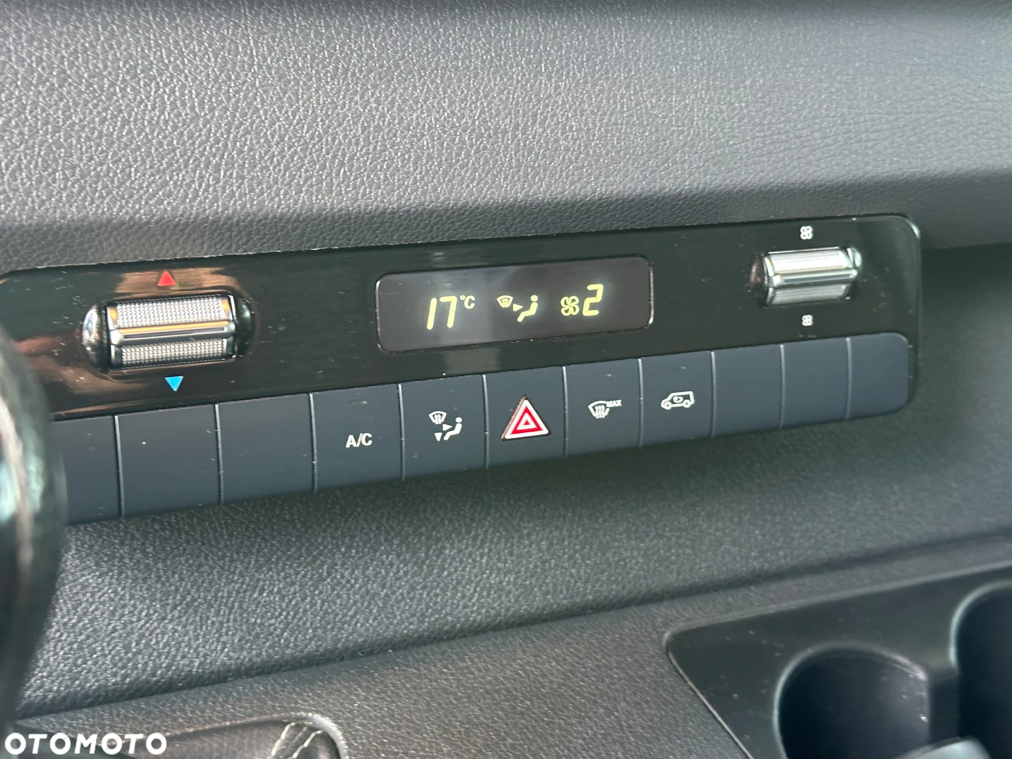 Mercedes-Benz SPRINTER - 15