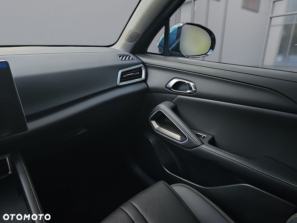 BYD Atto 2 DM-i - 11