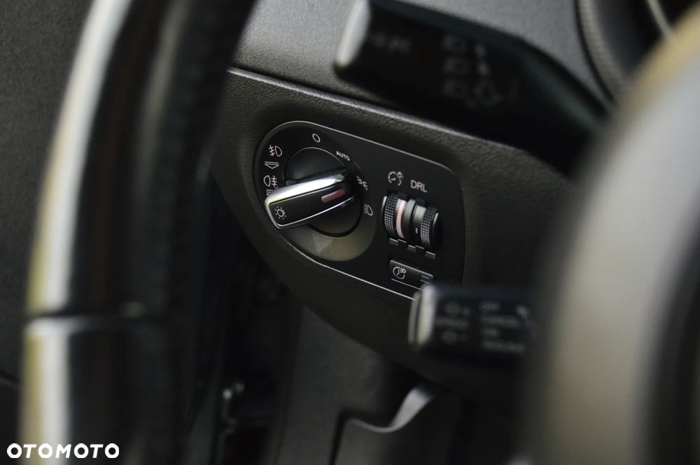 Audi TT Coupé 2.0 TFSI quattro S tronic - 32