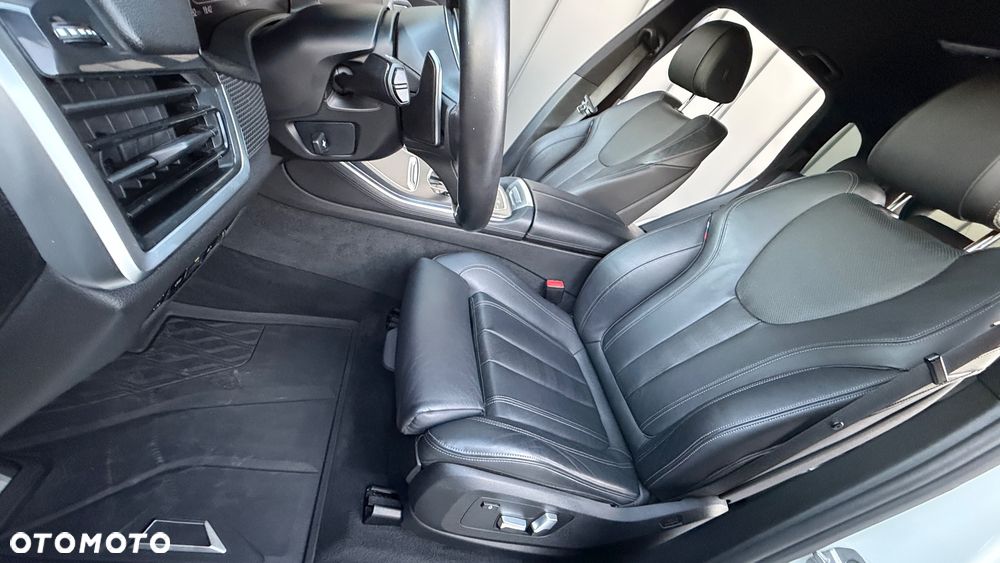 BMW X5 xDrive30d sport - 32