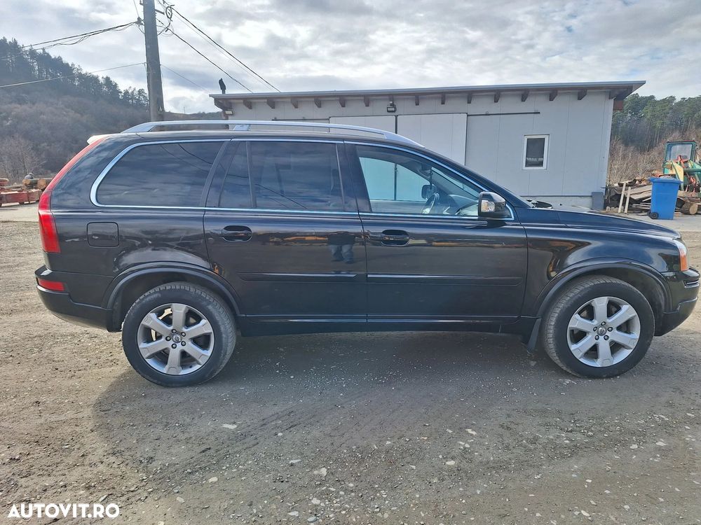 Volvo XC 90 D5 AWD Geartronic Momentum - 3