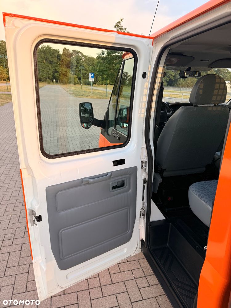 Ford Transit - 14