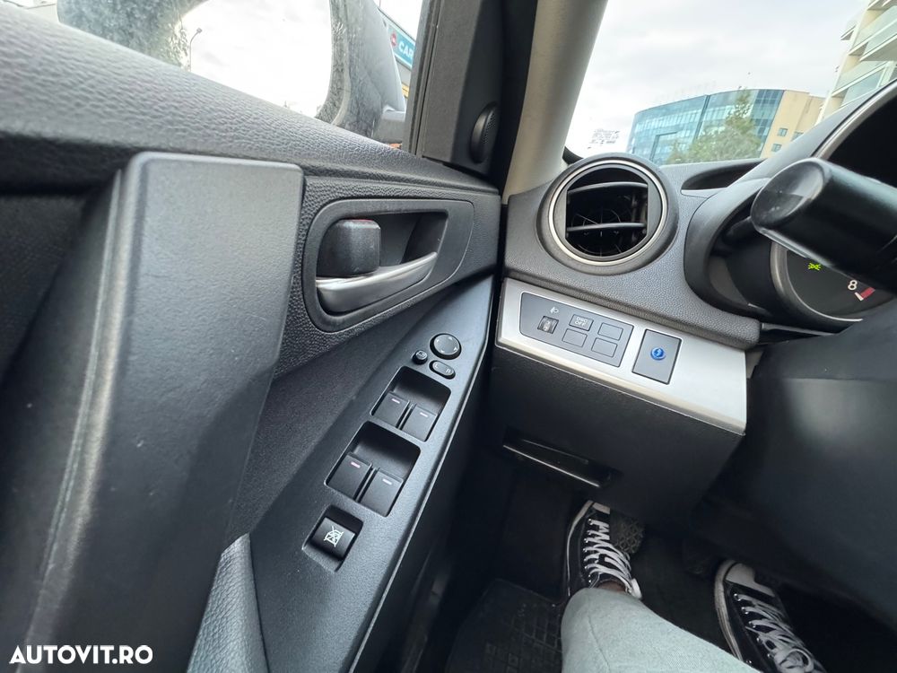 Mazda 3 - 8