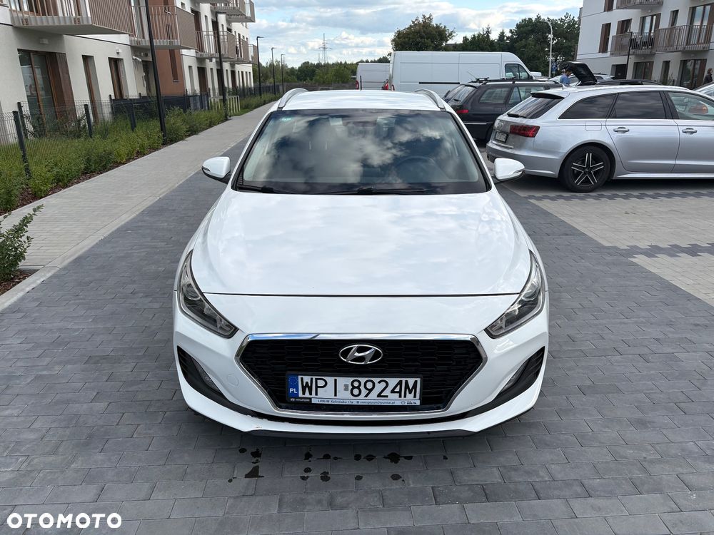 Hyundai i30 1.6 CRDI Premium - 1