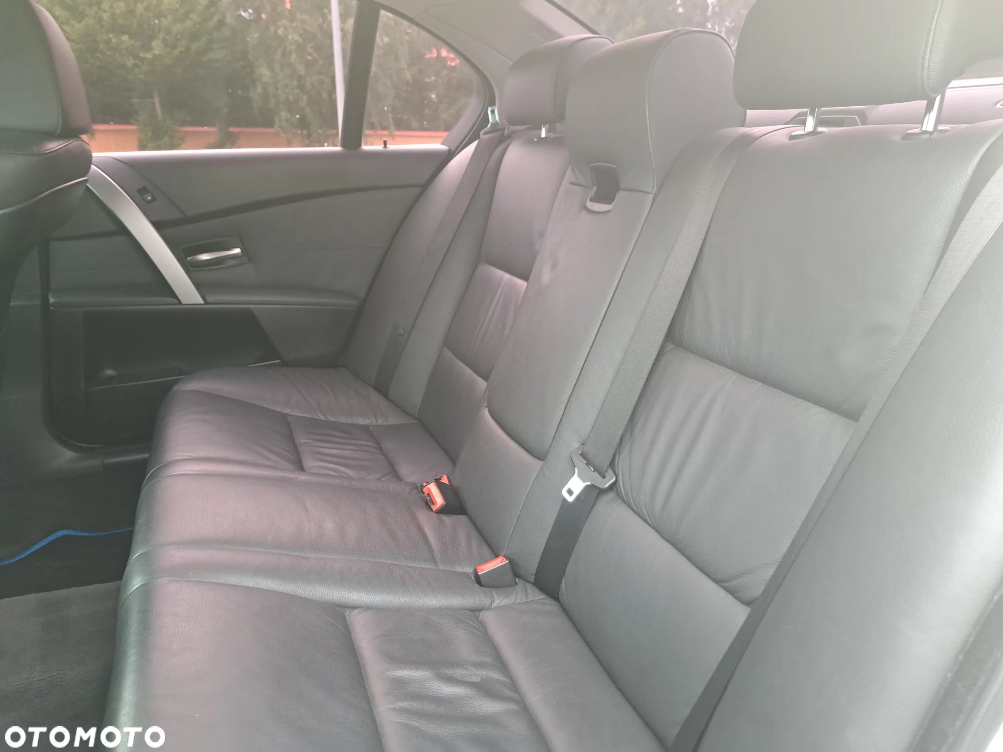 BMW Seria 5 525d - 15
