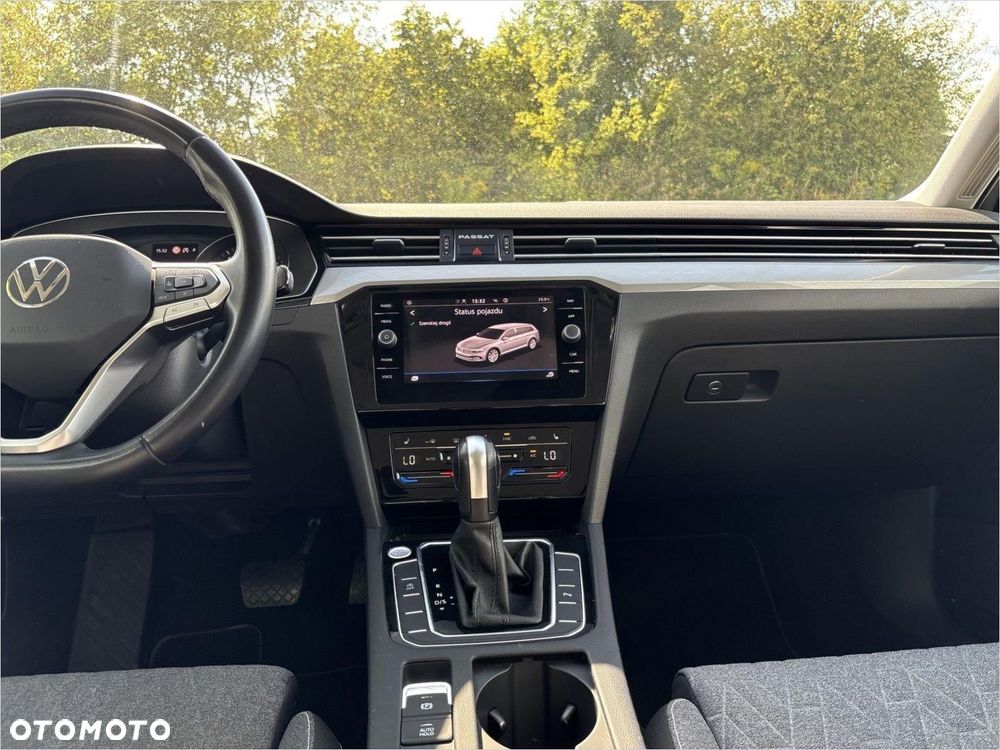Volkswagen Passat Variant 2.0 TDI EVO Business DSG - 11