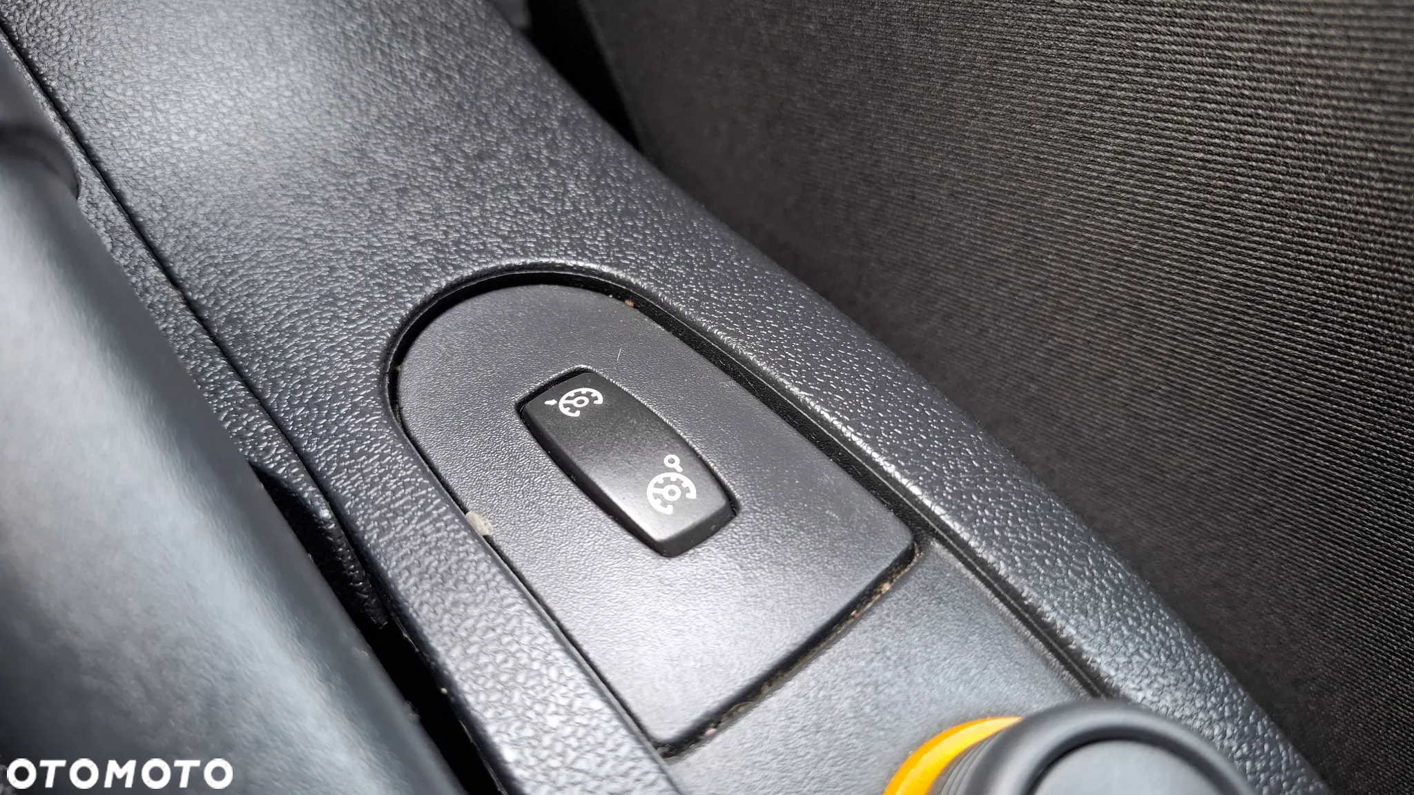 Renault Clio 1.2 TCE Alize - 30