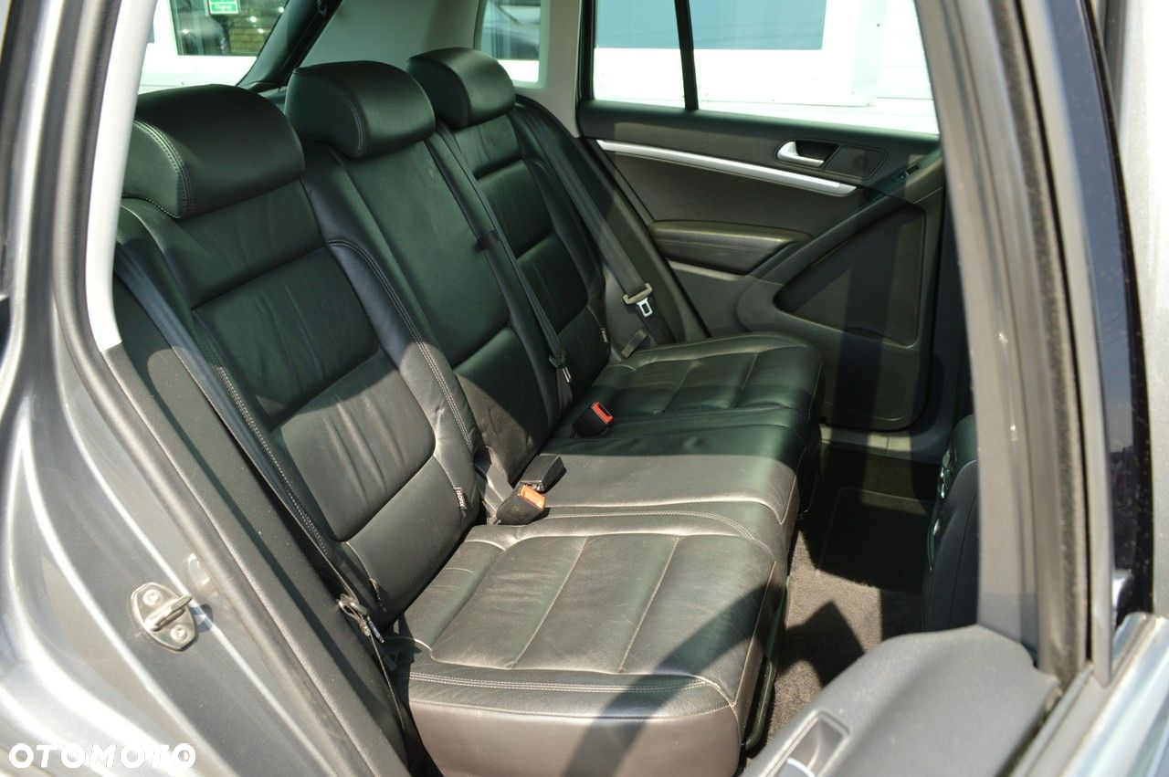 Volkswagen Tiguan - 27