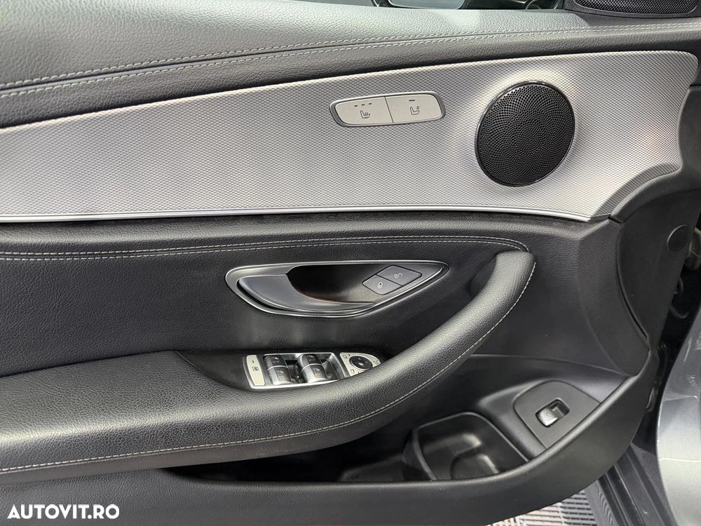 Mercedes-Benz E 220 d Aut. - 32