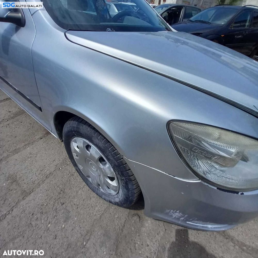 Aripa Dreapta Fata cu Inceput de Rugina Skoda Octavia 2 Facelift 2008 - 2013 Culoare 9156 [0640] - 2