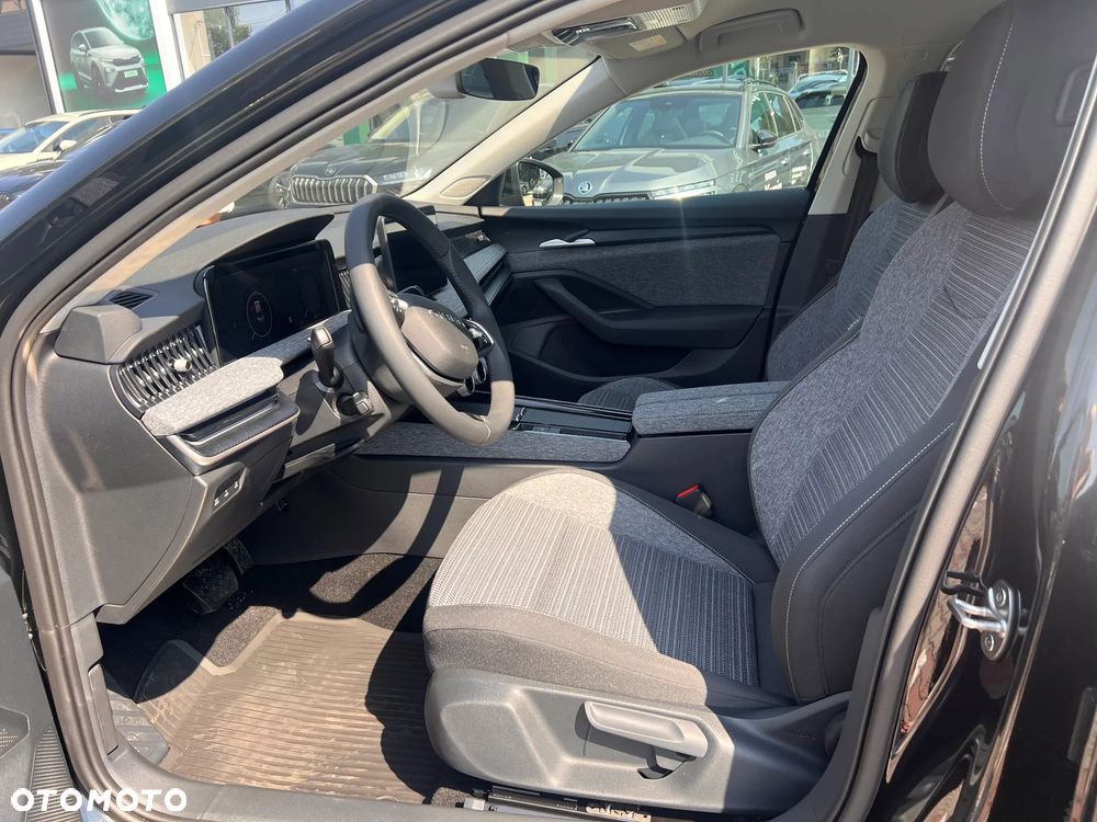 Skoda Superb 2.0 TSI Drive DSG - 11
