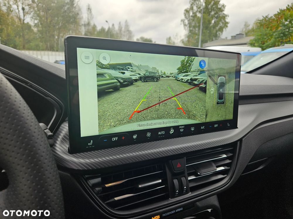 Ford Kuga - 33