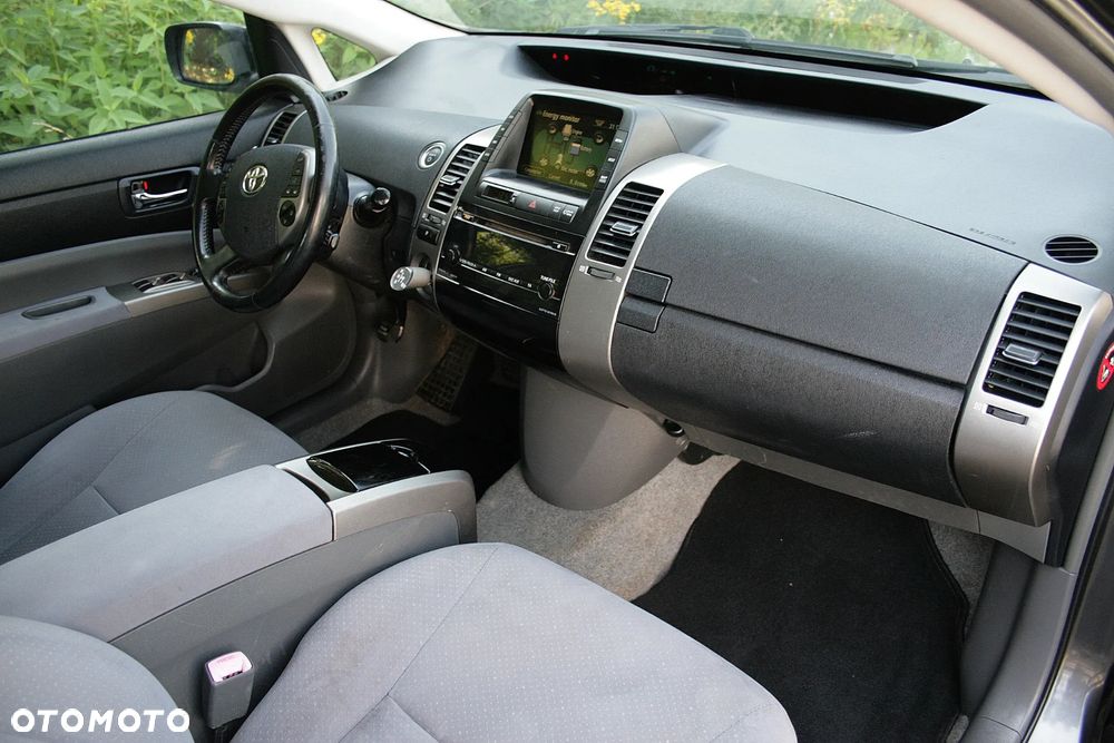 Toyota Prius 1.5 VVT-i Sol (nav) - 16