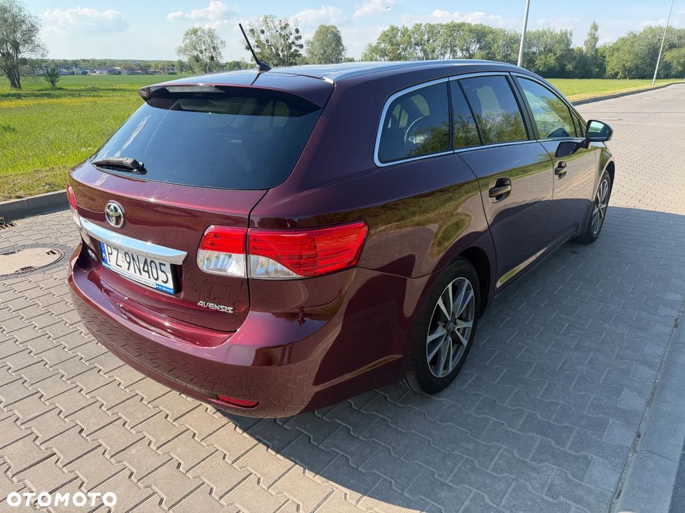 Toyota Avensis - 6