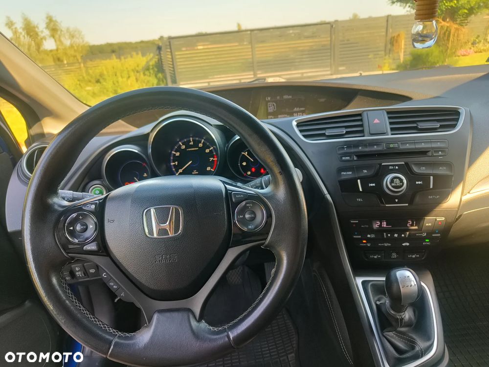 Honda Civic 1.8 Elegance - 21
