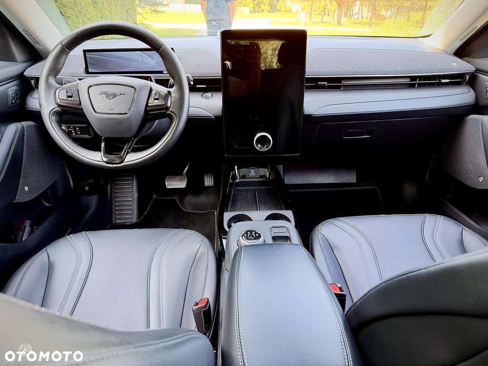 Ford Mustang Mach-E 98kWh AWD First Edition - 9