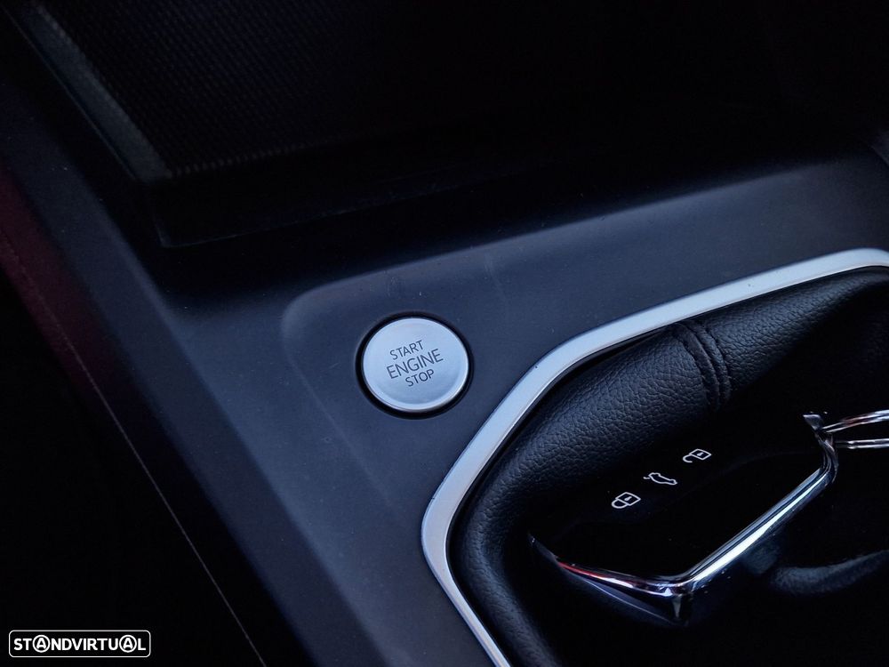 VW Golf 1.0 TSI Life - 29