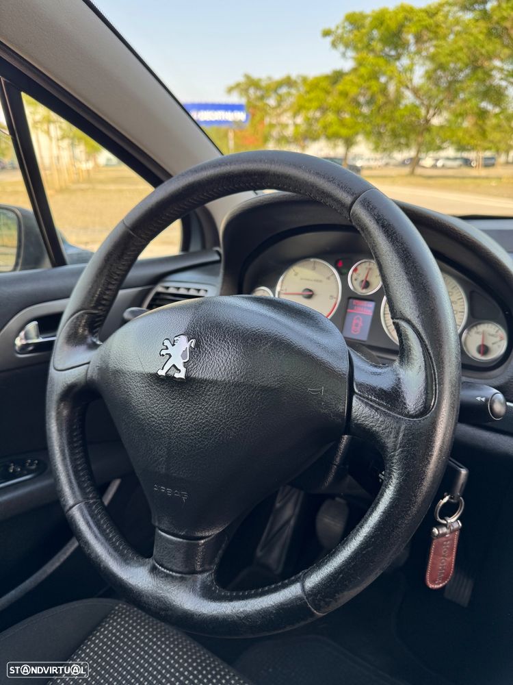 Peugeot 407 SW 1.6 HDi SE Navteq FAP - 37