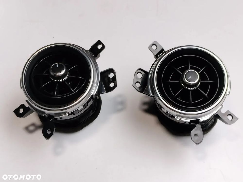 KIA STINGER 17-21 r Kratka Nawiewu Tunelu Środkowego - 1