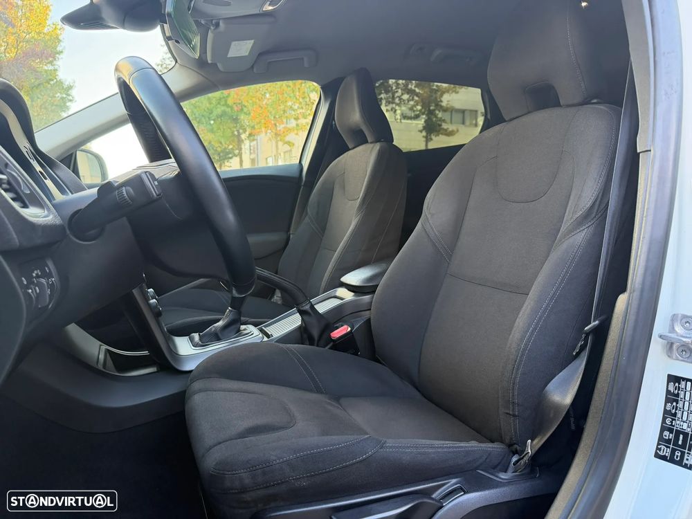 Volvo V40 1.6 D2 Summum - 17