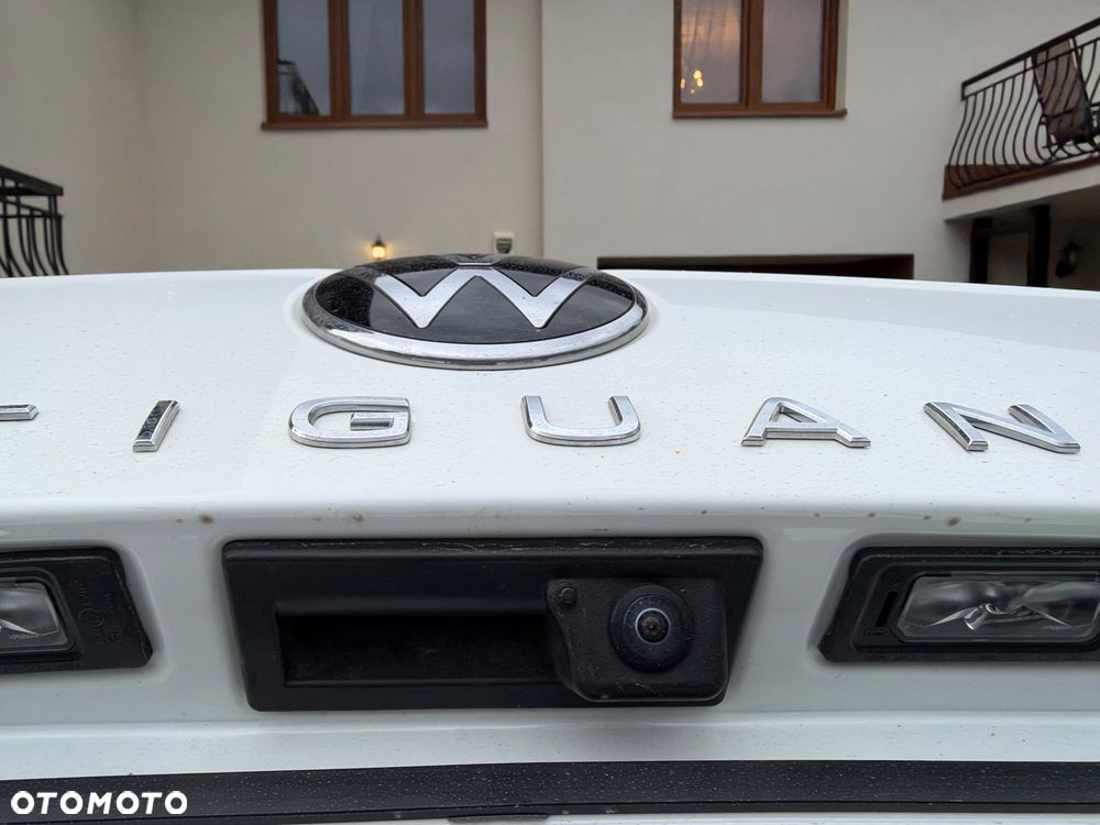 Volkswagen Tiguan - 12