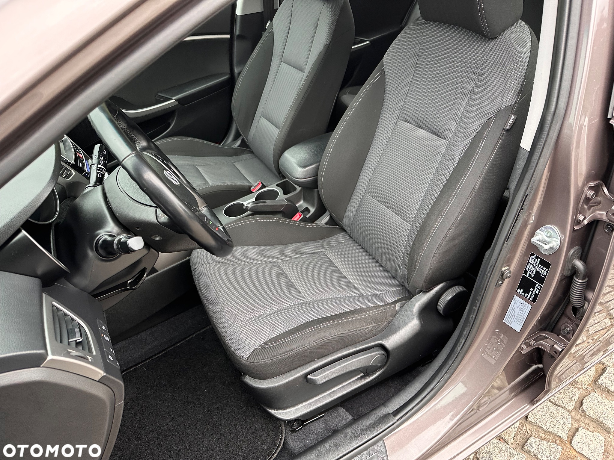 Hyundai i30 1.6 CRDi BlueDrive Premium - 7