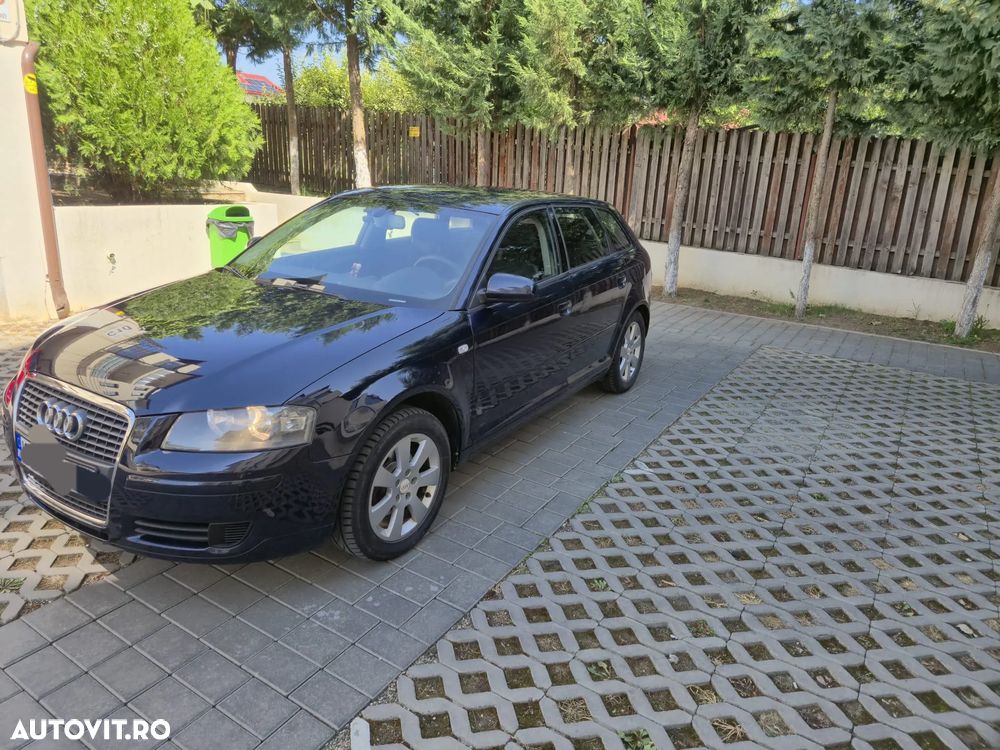Audi A3 Sportback 1.6 FSI Ambition - 1