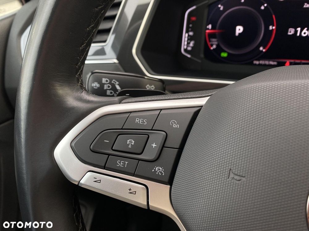 Volkswagen Tiguan 2.0 TDI SCR 4Mot Elegance DSG - 13