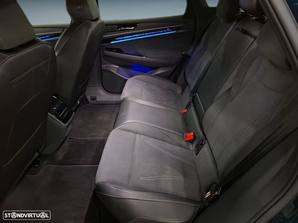 VW ID.7 Tourer 77 kWh Pro Urban - 14