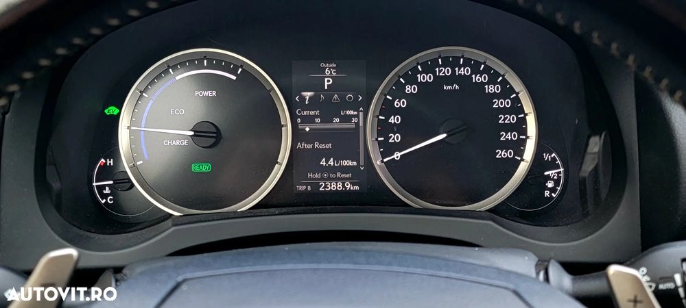 Lexus Seria IS 300h BusinessEdition - 27