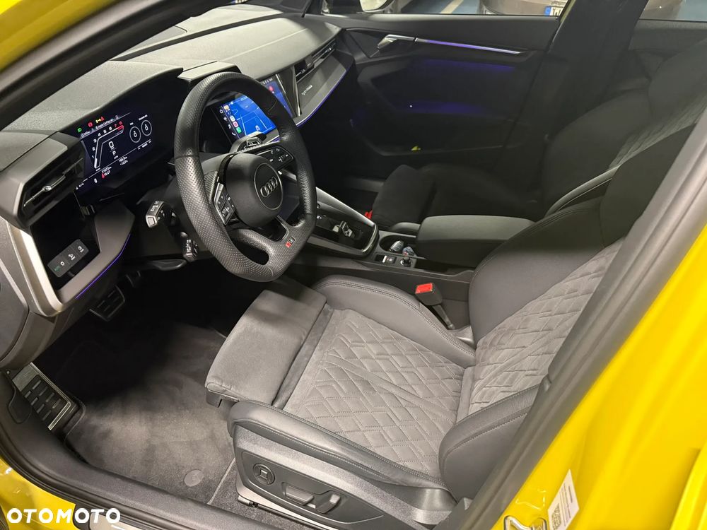 Audi RS3 Limousine TFSI Quattro S tronic - 11