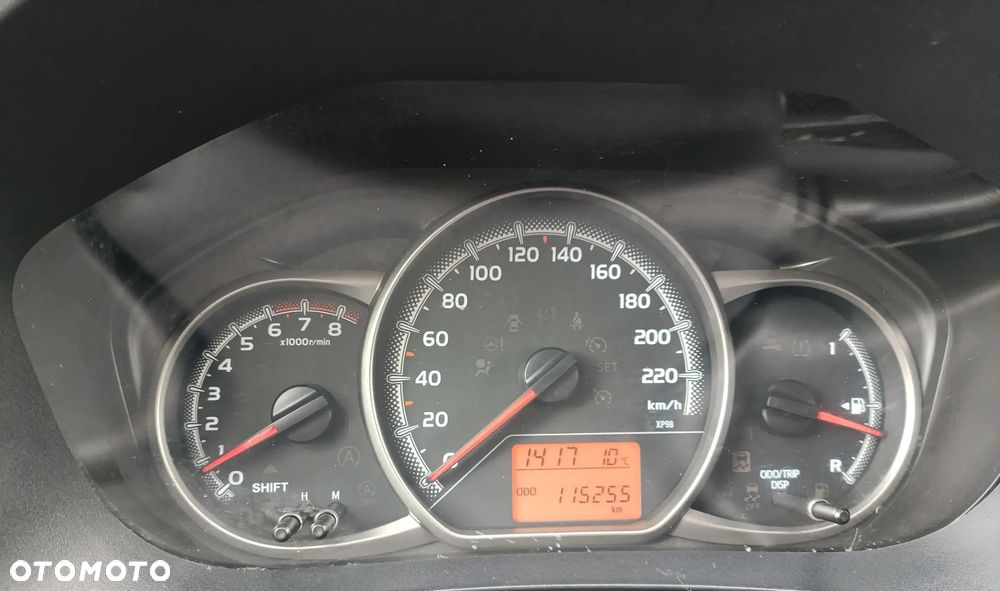 Toyota Yaris 1.33 Premium - 12