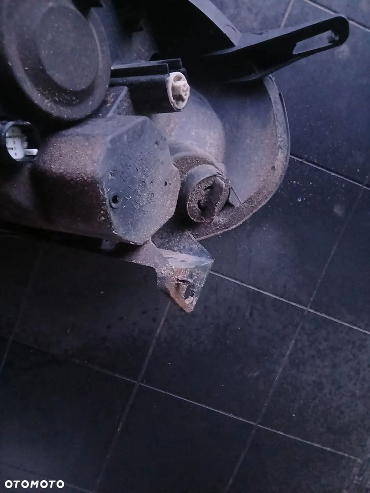 lampy przednie fiat grande punto - 9