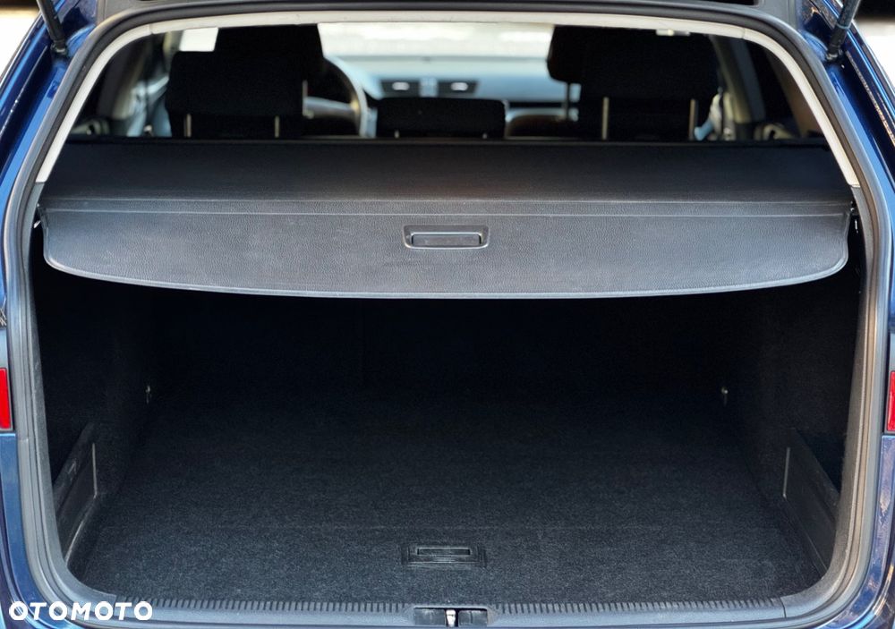 Volkswagen Passat 2.0 TDI 4Motion Comfortline - 12