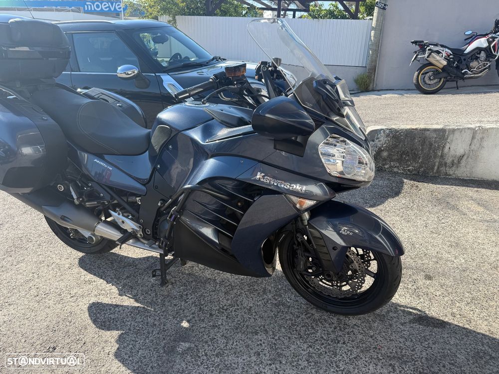 Kawasaki GTR 1400 abs - 2