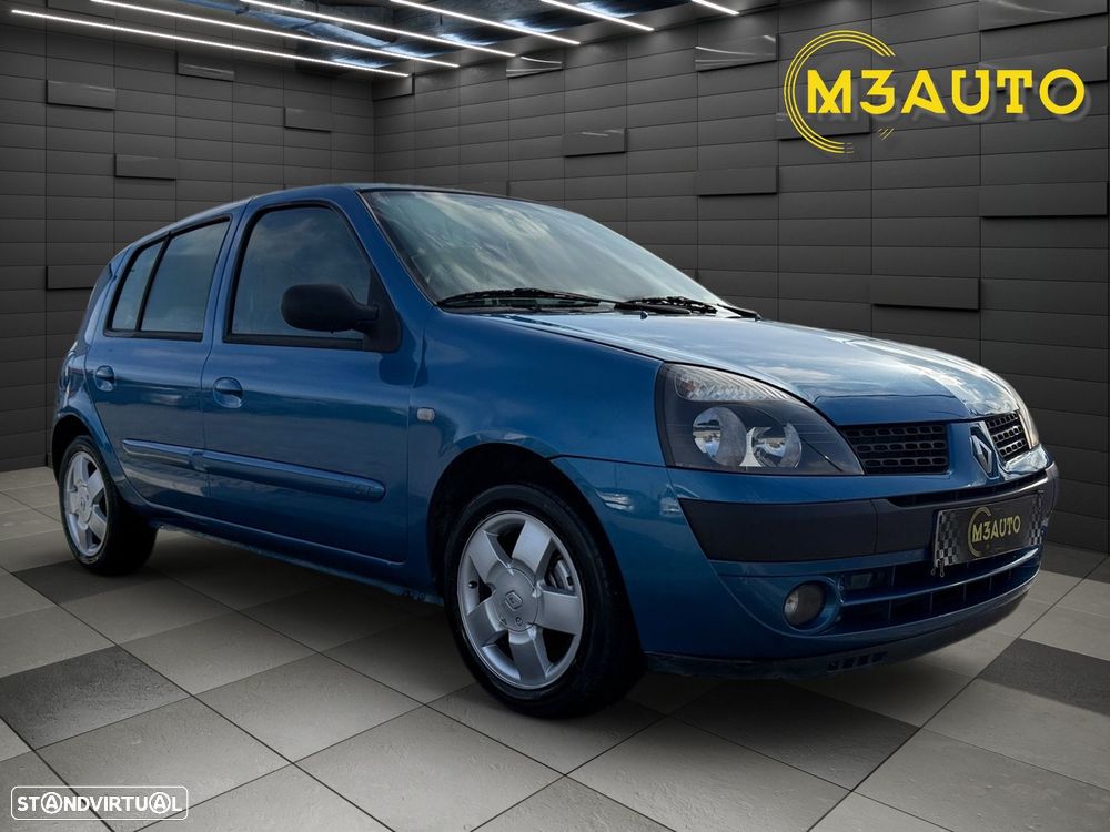 Renault Clio 1.2 16V S - 2
