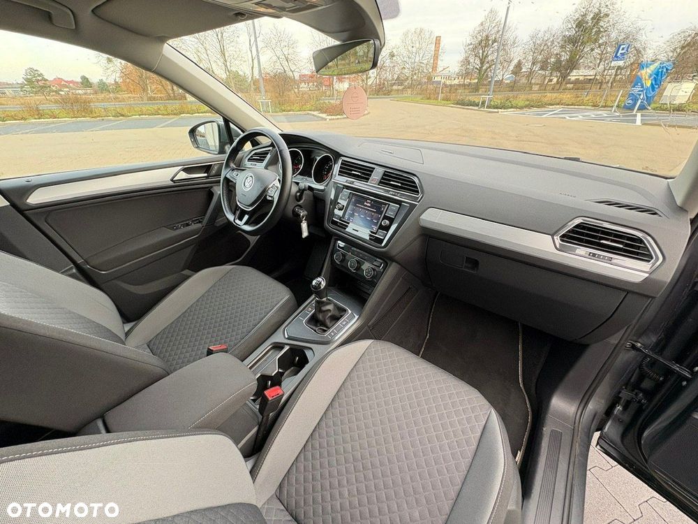 Volkswagen Tiguan Allspace - 5