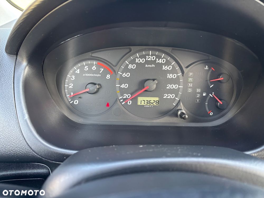 Honda Civic 1.6i ES - 14