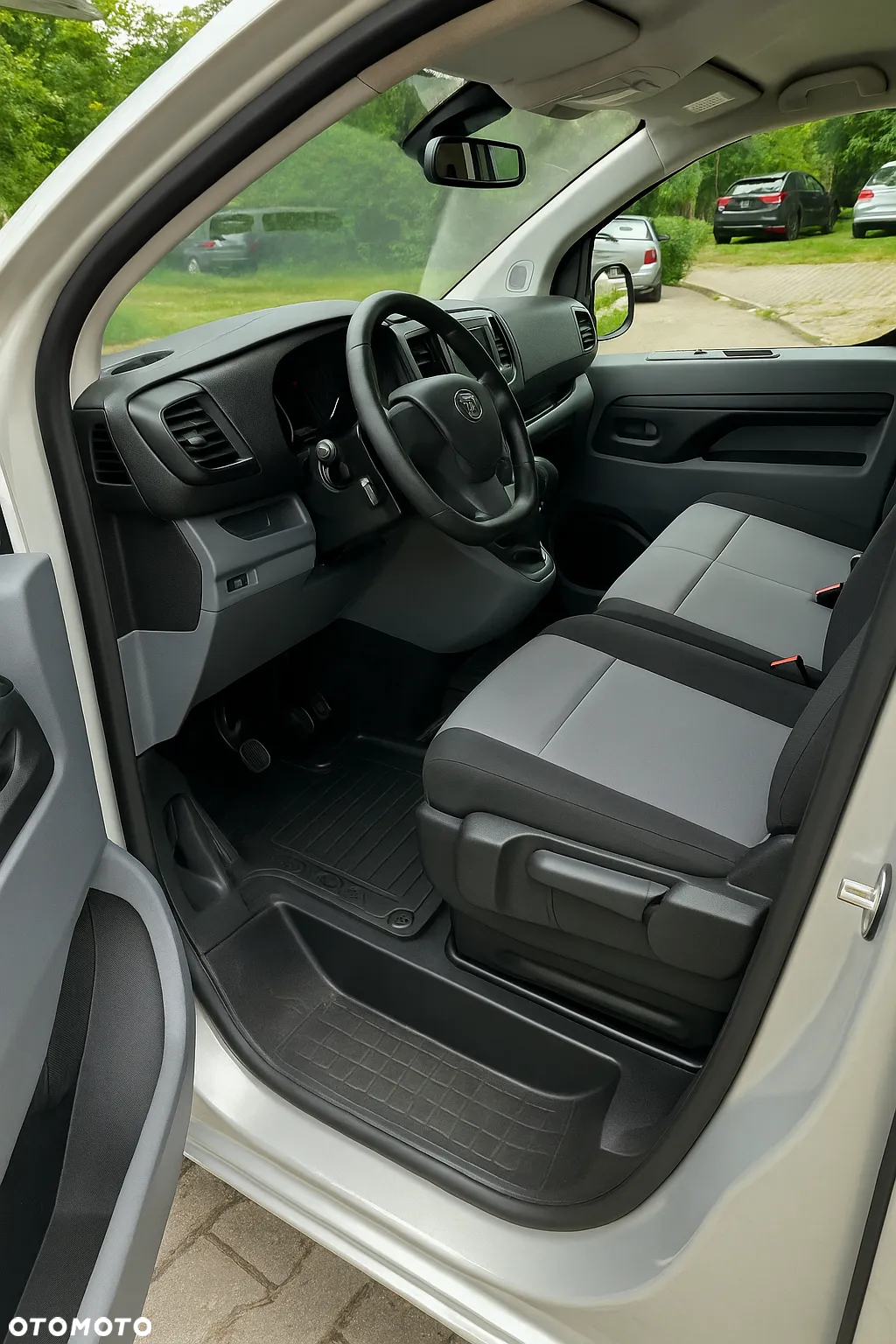 Toyota ProAce Kombi 1.6 D-4D Long 2,7t - 5