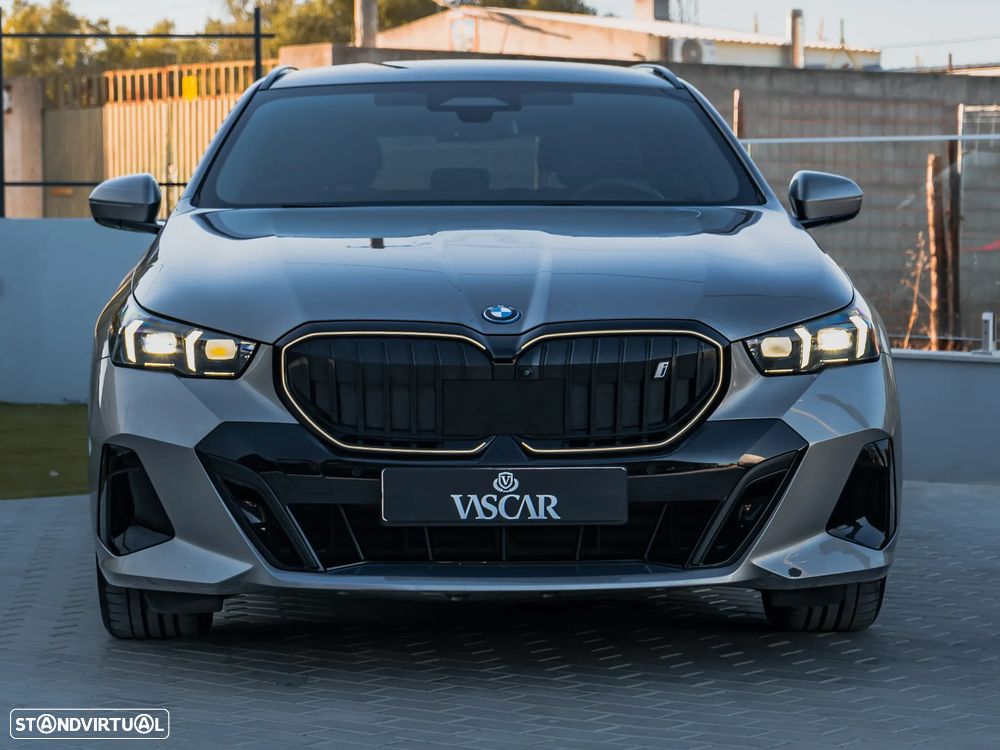 BMW i5 Touring eDrive40 - 3