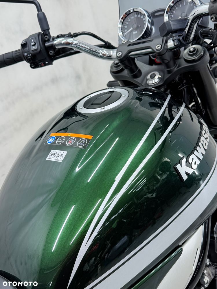 Kawasaki Z 900 RS - 13