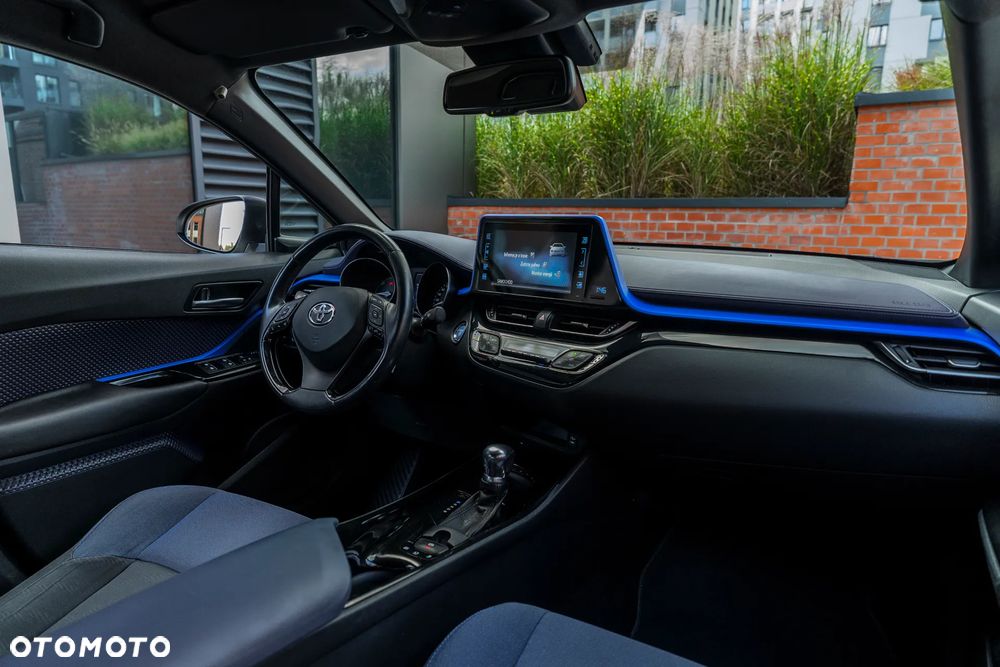 Toyota C-HR 1.8 Hybrid Dynamic - 19