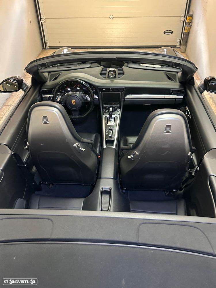 Porsche 911 Série F - 29