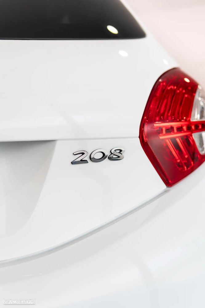 Peugeot 208 1.2 VTi SE Style - 15