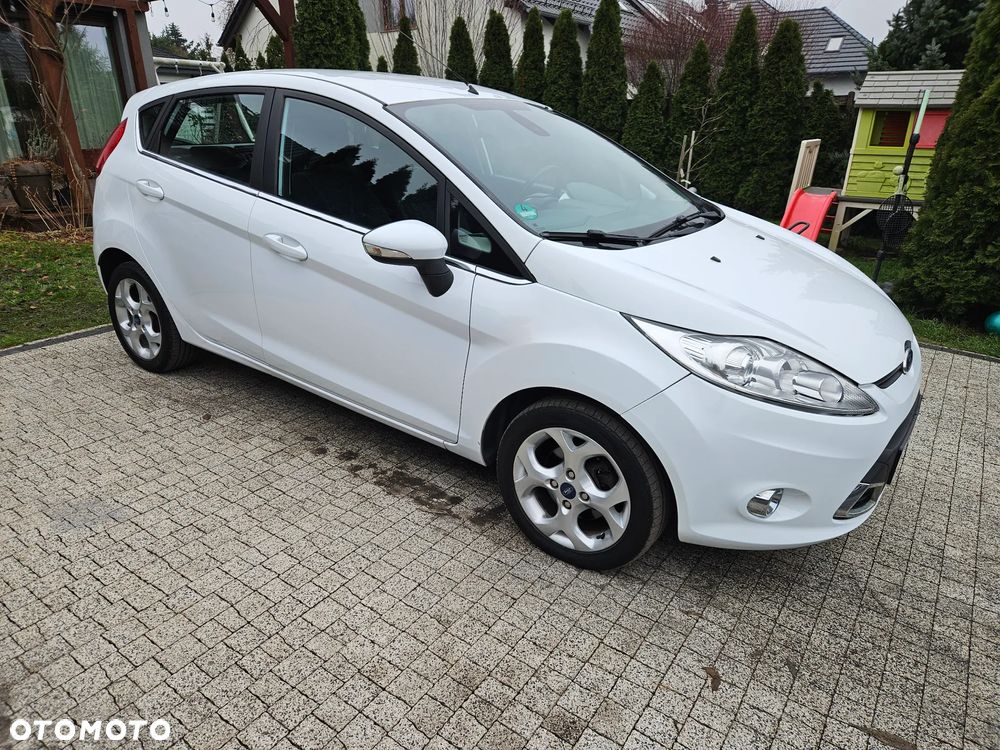 Ford Fiesta 1.4 Champions Edition - 5