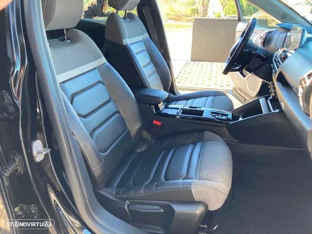 Citroën C4 PureTech 130 Stop&Start EAT8 SHINE - 38