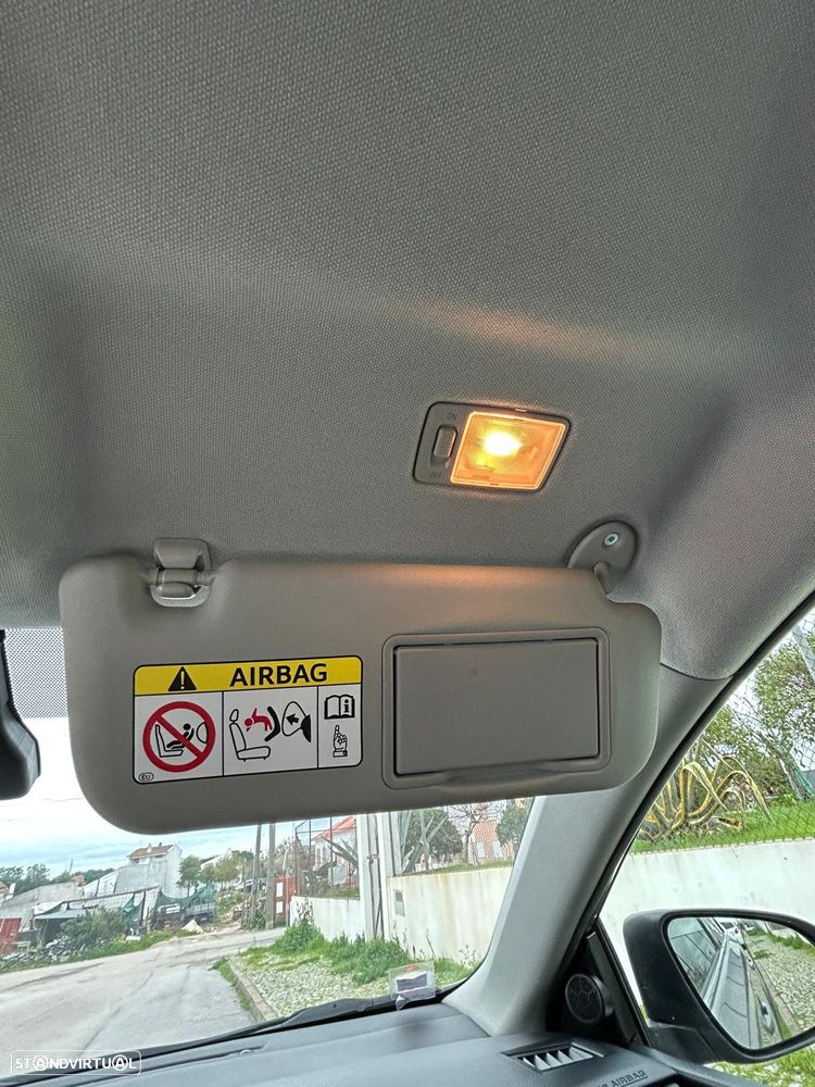 Toyota Auris Touring Sports - 31