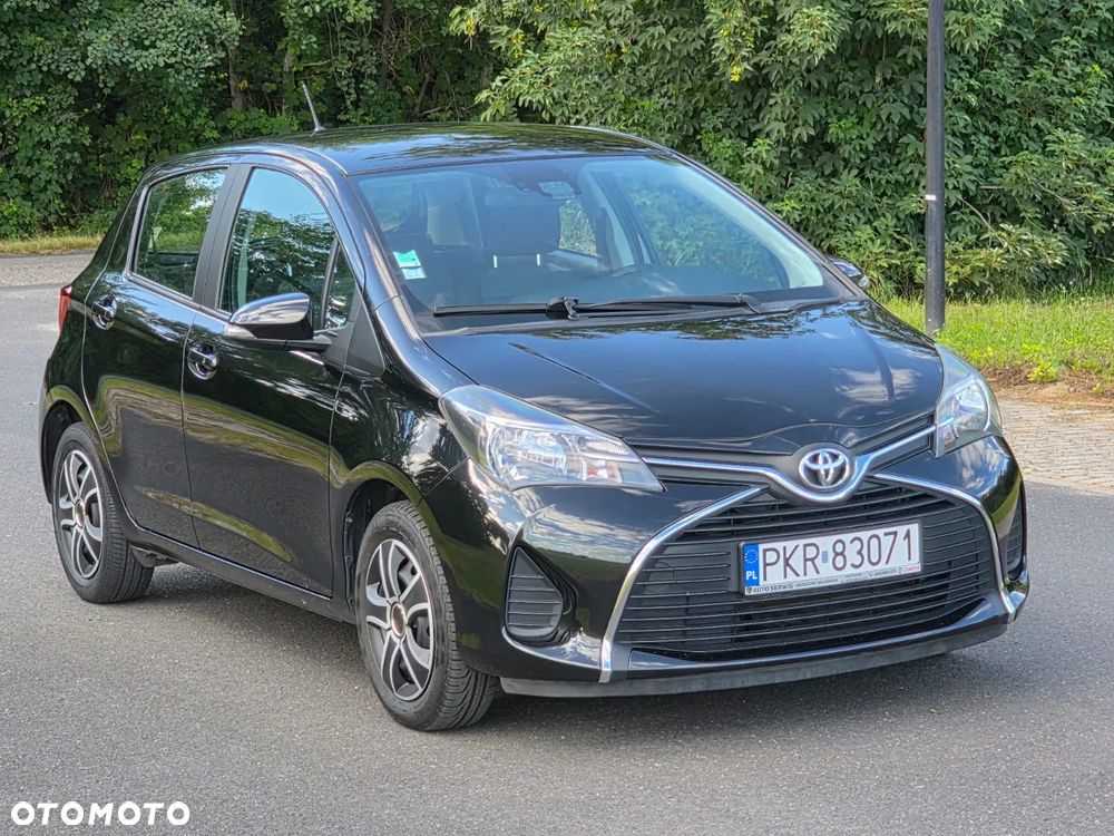 Toyota Yaris 1.0 Premium - 4